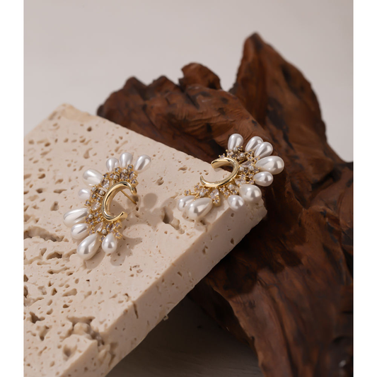 Luna Pearl Statement Earrings – Gold Plated
