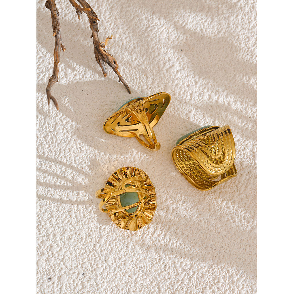 Emerald Oval Statement Ring