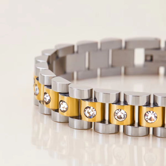 The Sierra Tapered Peak Cuff