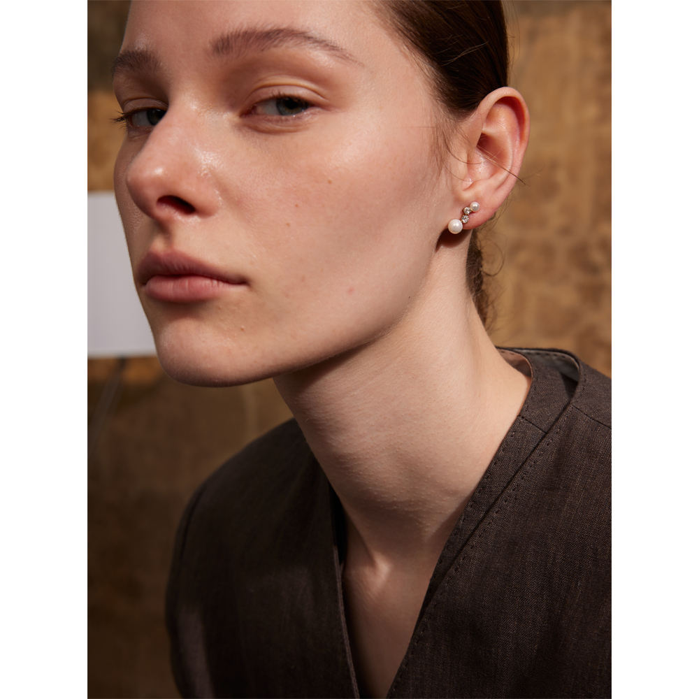 Aurielle Pearl Earrings