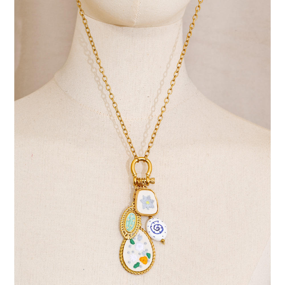 Meadow Charm Pendant Necklace