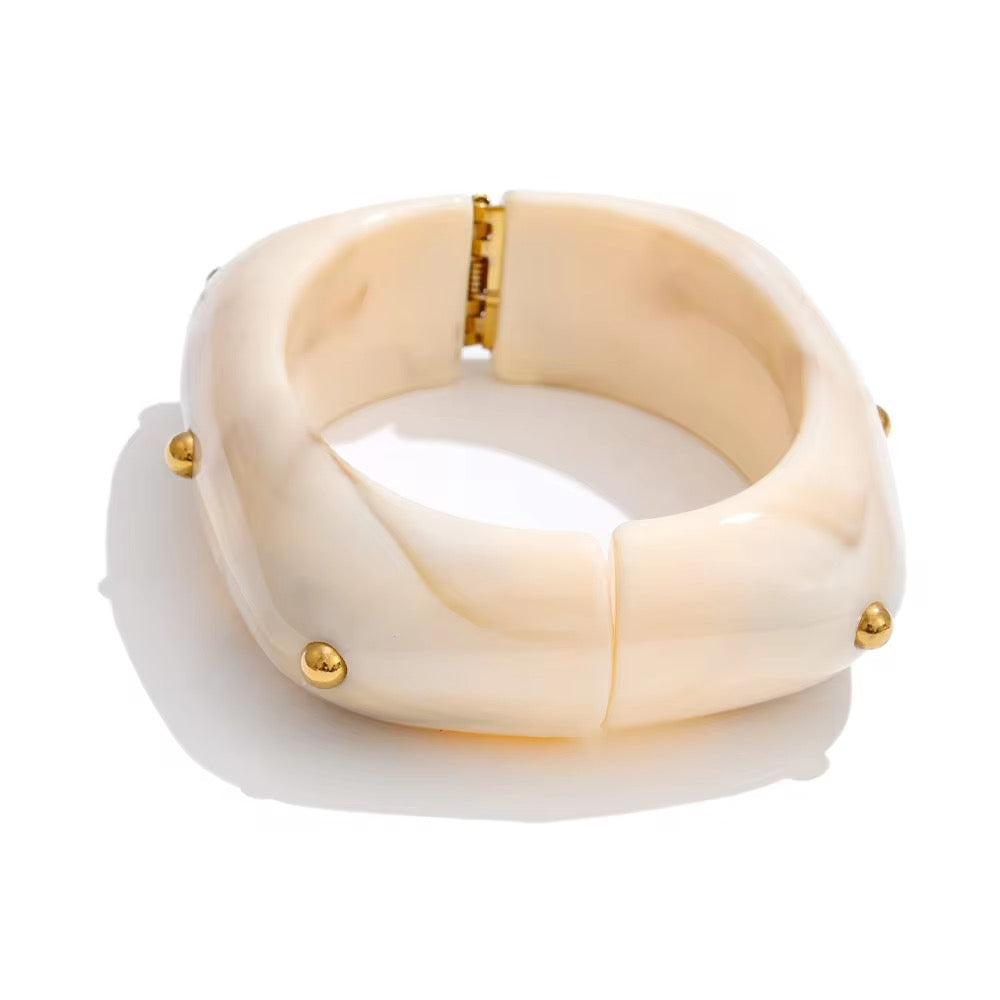 Verdelle Resin Bangle