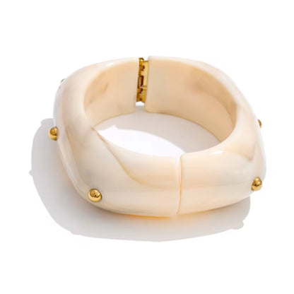 Verdelle Resin Bangle