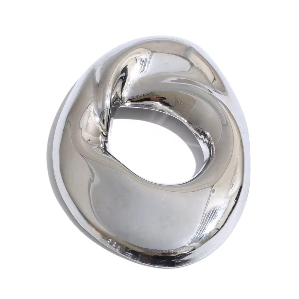 Sculptural Twisted Open-Loop Gold Brooch