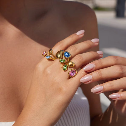 Multi-Stone Molten Geometric Ring