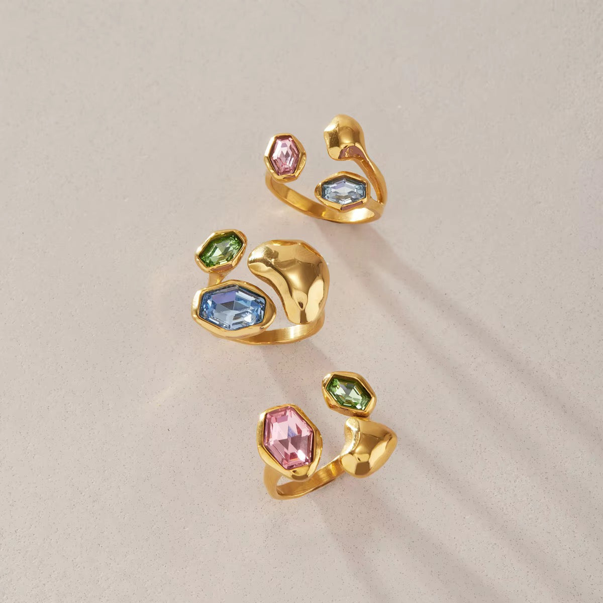 Multi-Stone Molten Geometric Ring