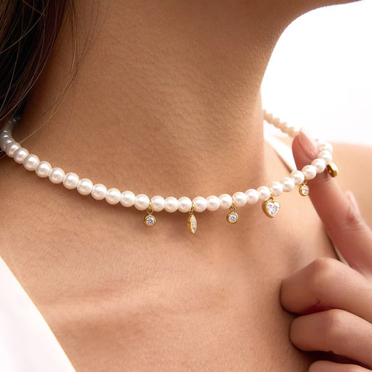 Crystal Heart Dainty Pearl Necklace