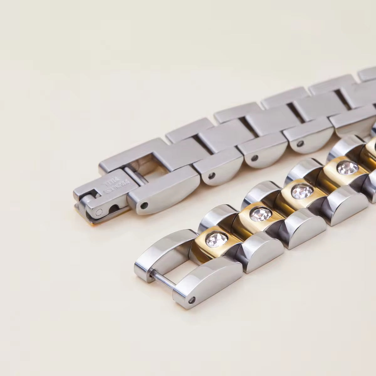 The Sierra Tapered Peak Cuff
