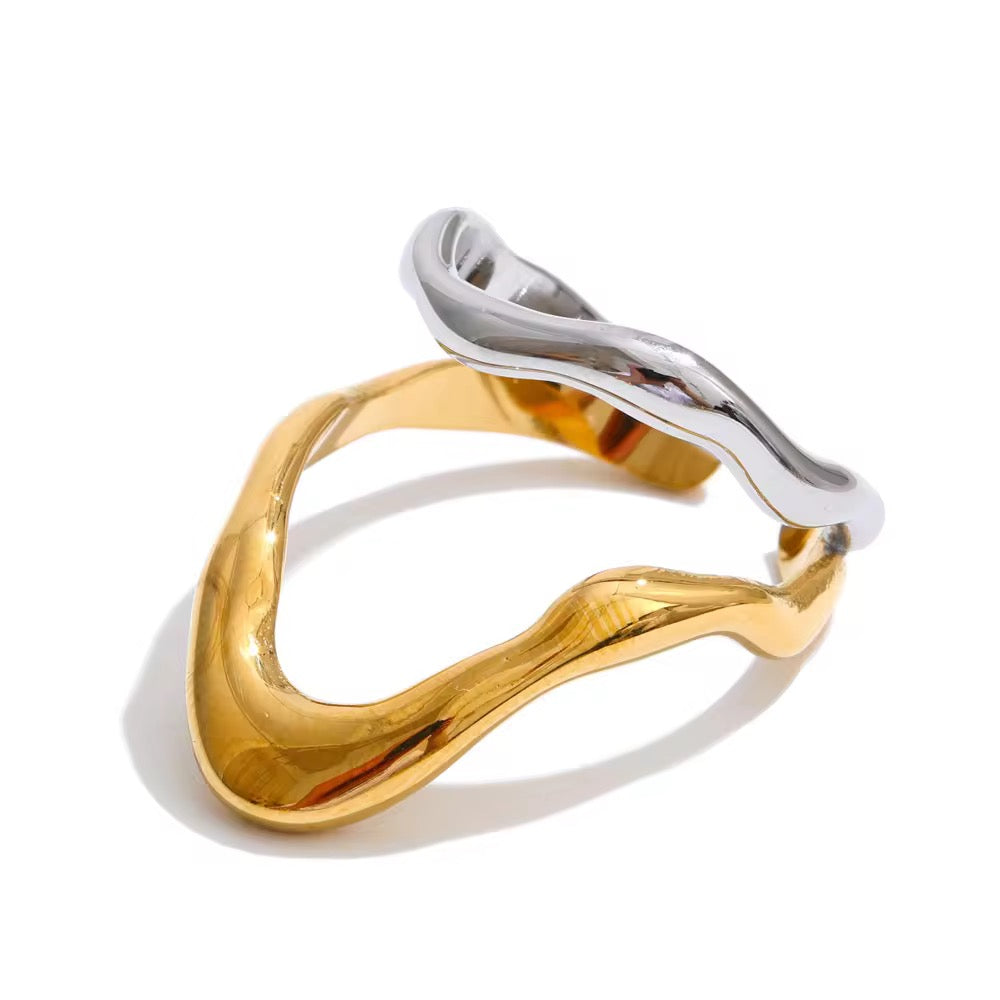Solstice Wave Ring