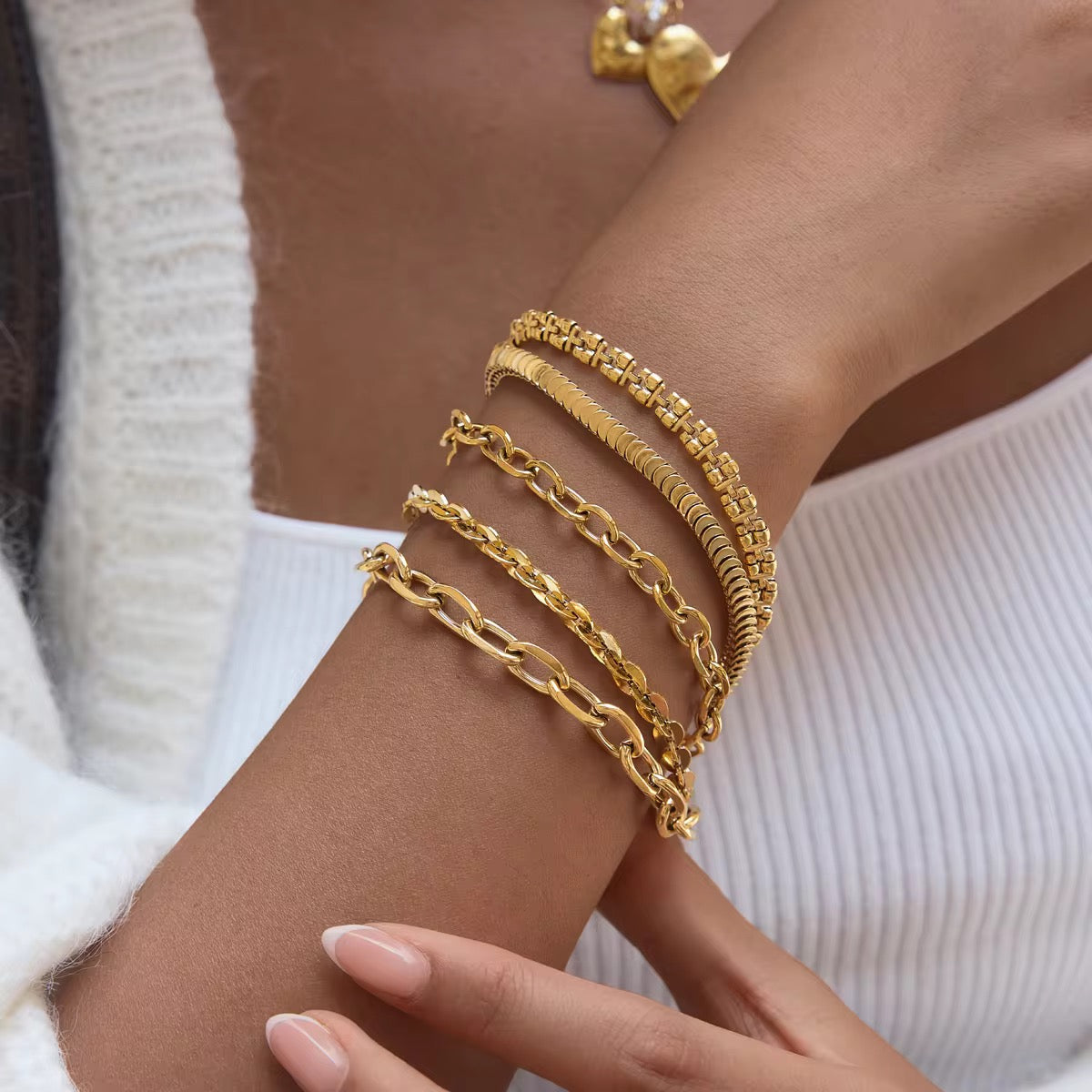 Sleek Link Statement Bracelet