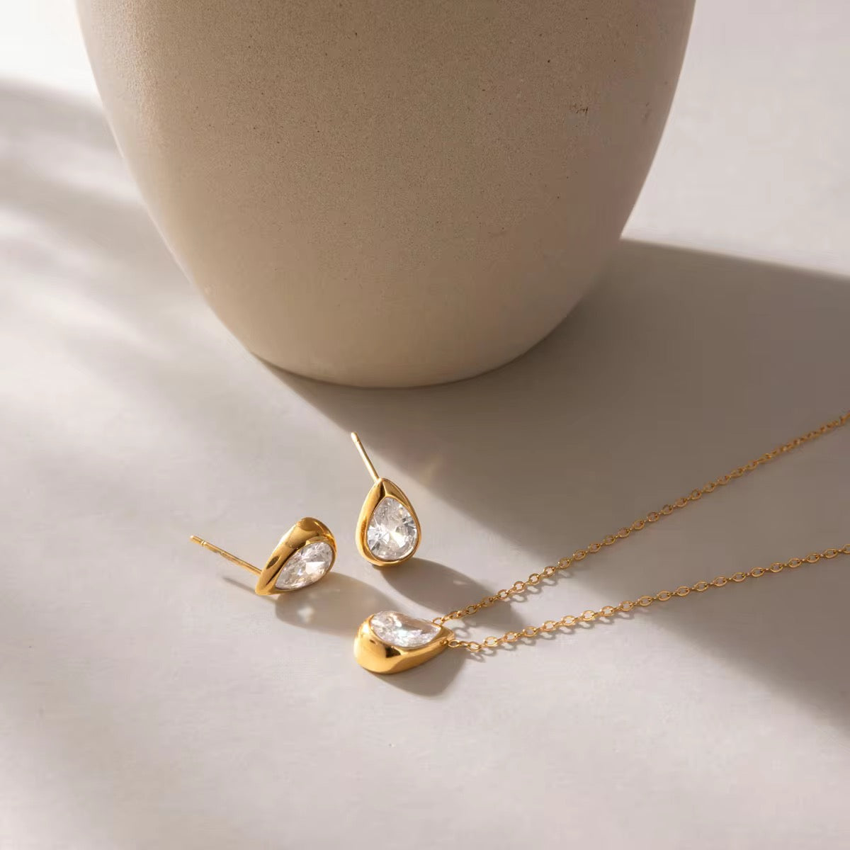 Teardrop Crystal Gold Earrings