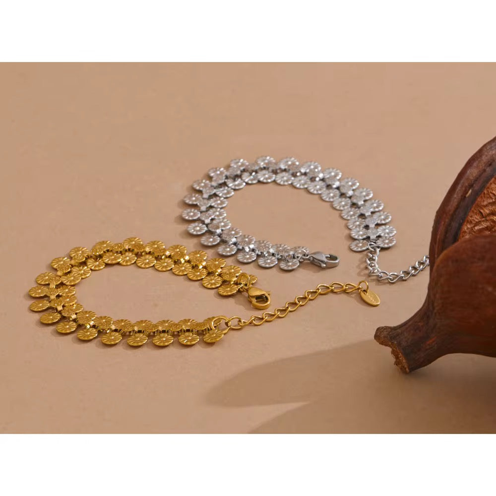 Helios Disc Choker Necklace