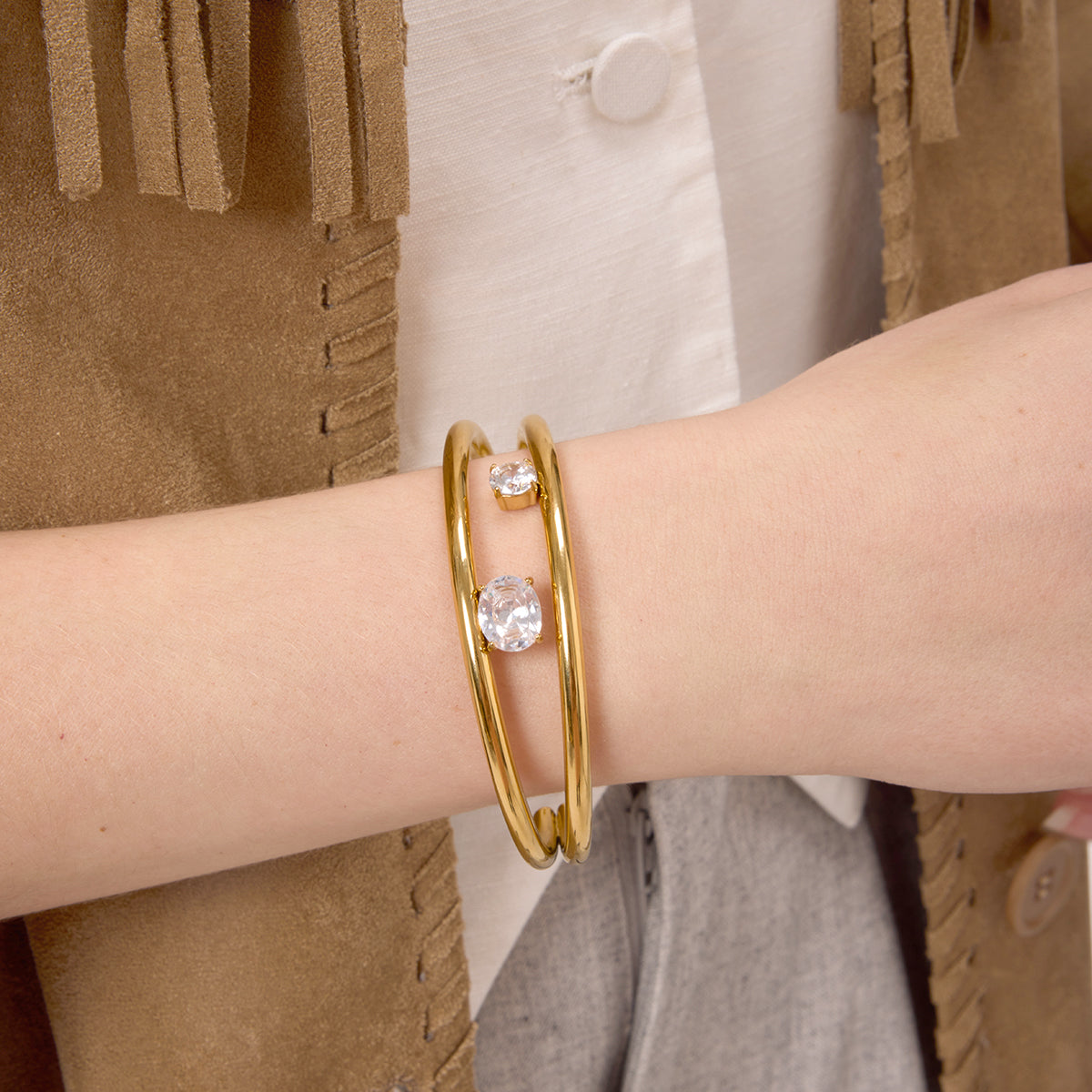he Lyra Floating Crystal Bangle