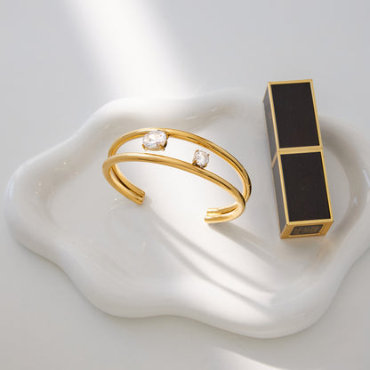 he Lyra Floating Crystal Bangle