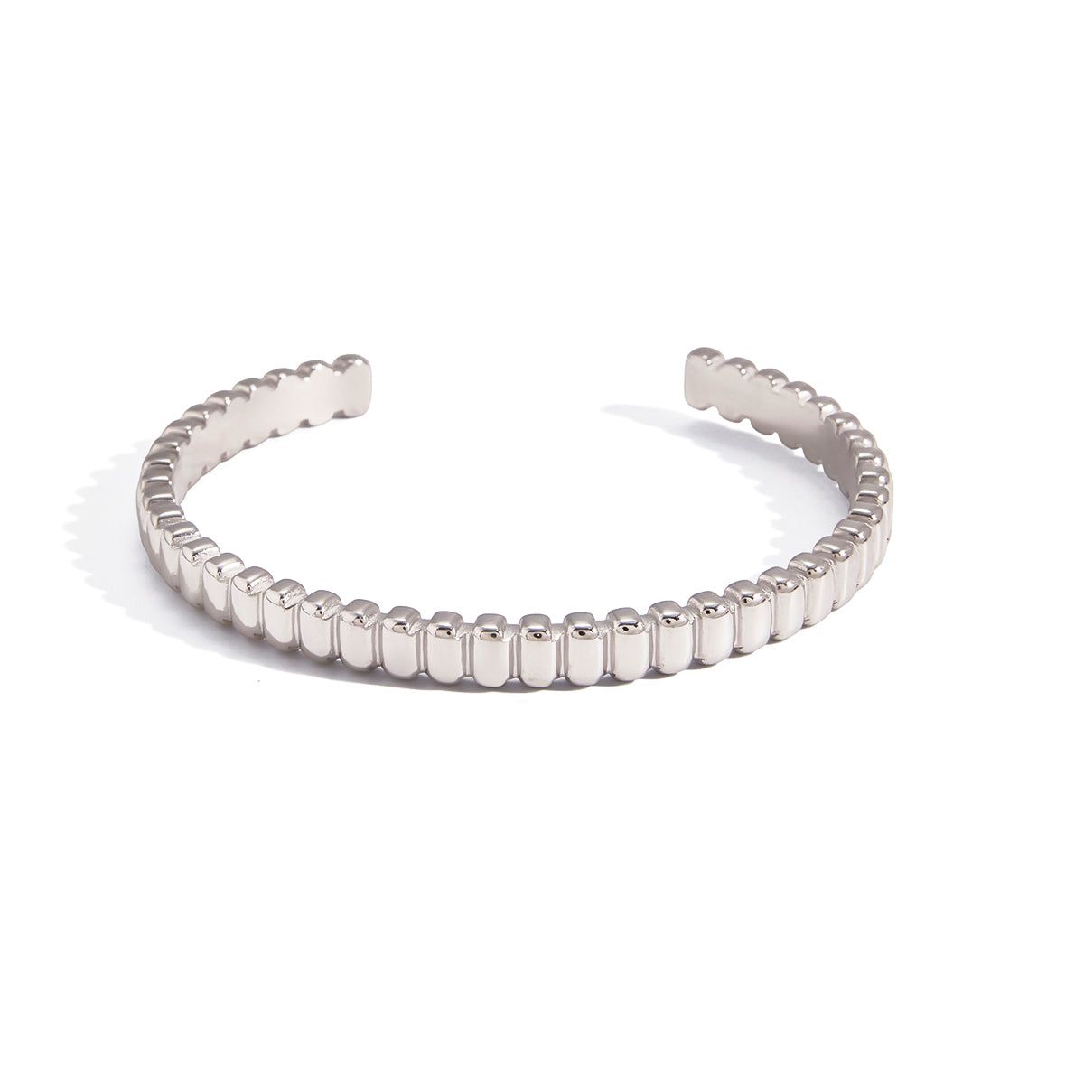 The Silver Sculpted Ribbon Bangle
