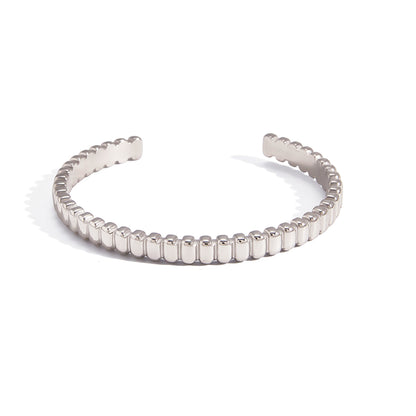 The Silver Sculpted Ribbon Bangle