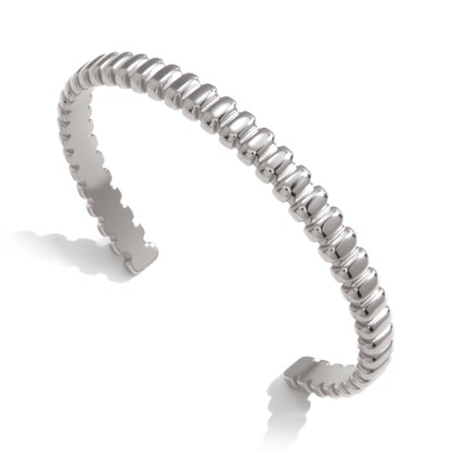 The Silver Sculpted Ribbon Bangle