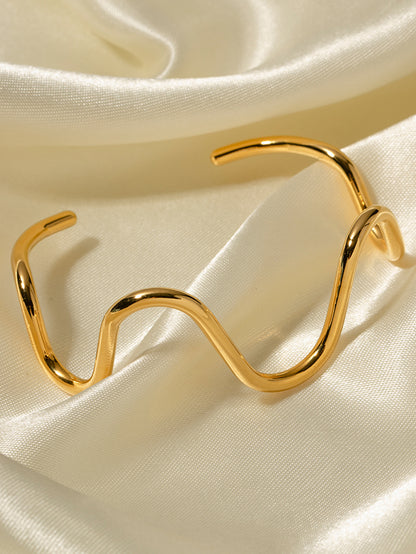 Aegean Wavy Statement Bangle