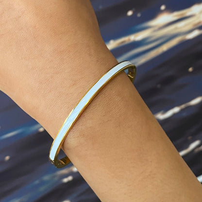 Minimal Gold Hinged Bangle