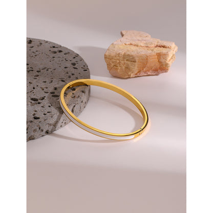 Minimal Gold Hinged Bangle