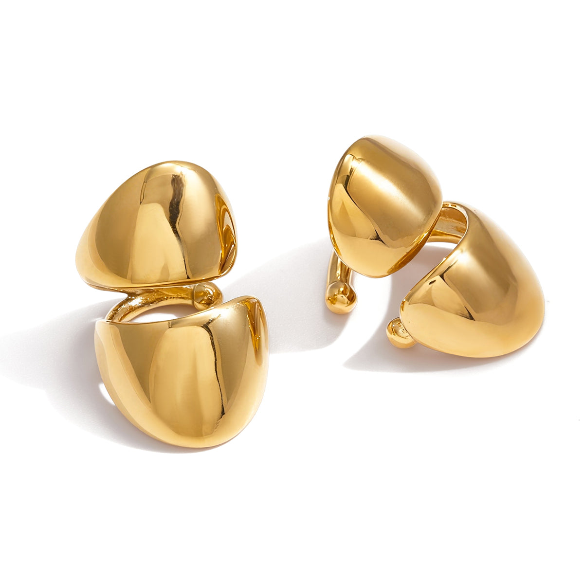 The Sculpted Pebble Huggies