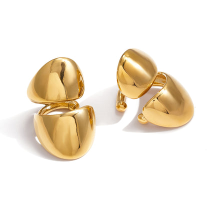 The Sculpted Pebble Huggies