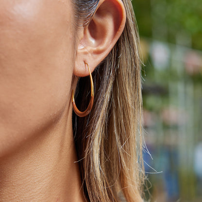 Sienna Two-Tone Tapered Hoops