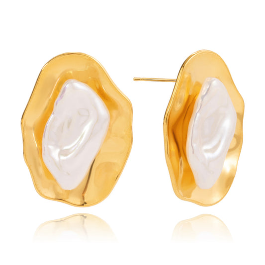 Organic Pearl Effect Studs