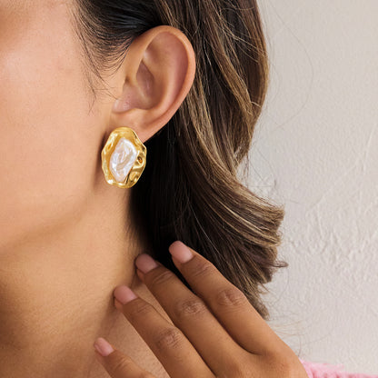 Organic Pearl Effect Studs