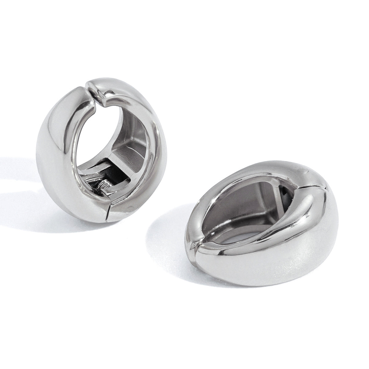 The Aura Tapered Molten Cuff