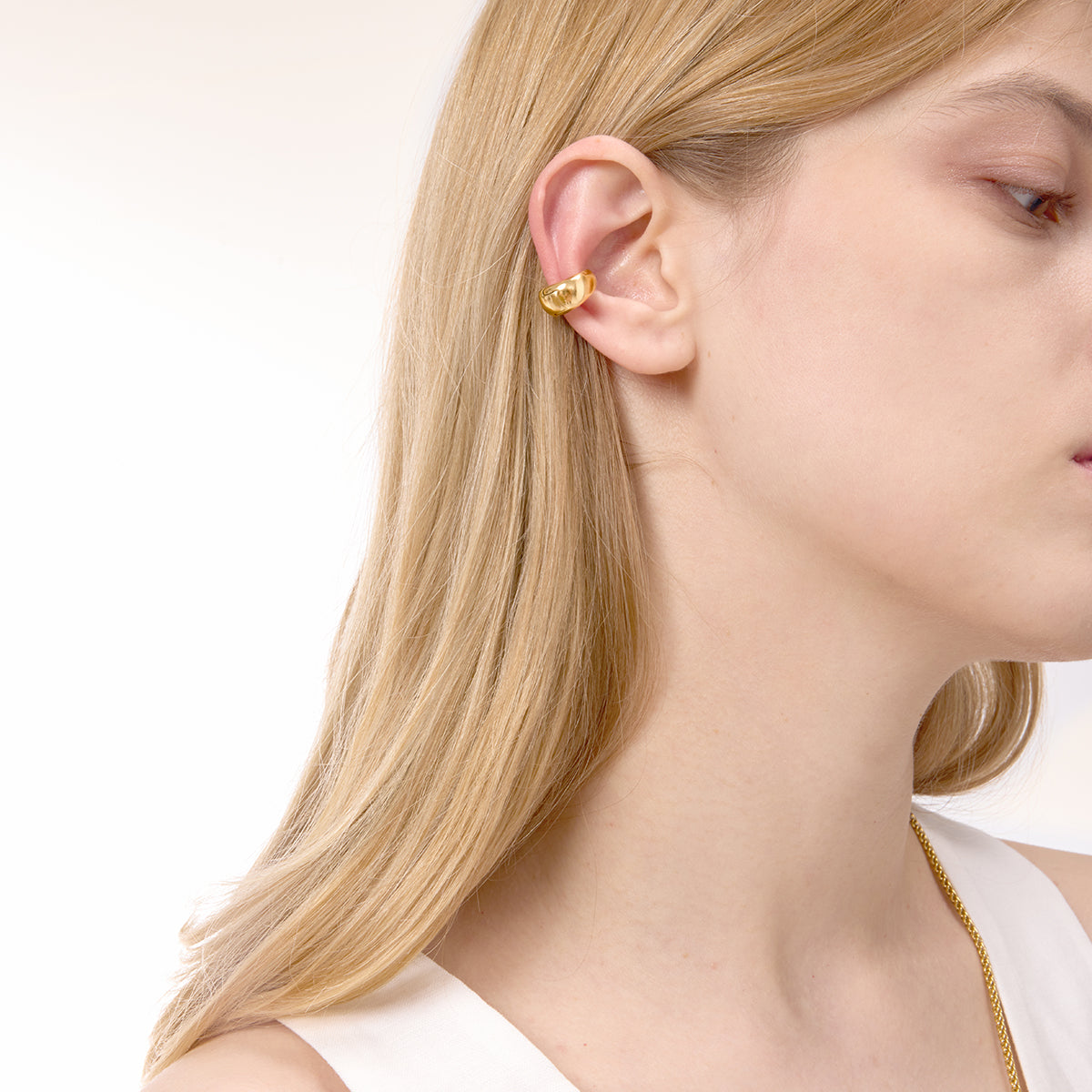 The Aura Tapered Molten Cuff