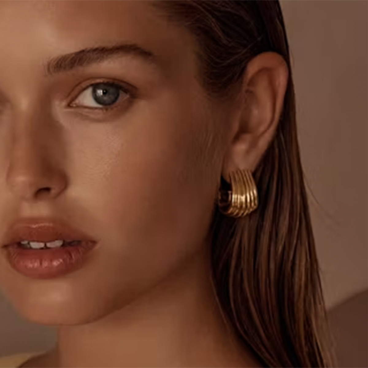 Gold Wide Ribbed Huggie Earrings for Women