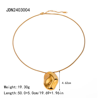 Gold Pebble Pendant Necklace for Women – Minimal Sculpted Charm