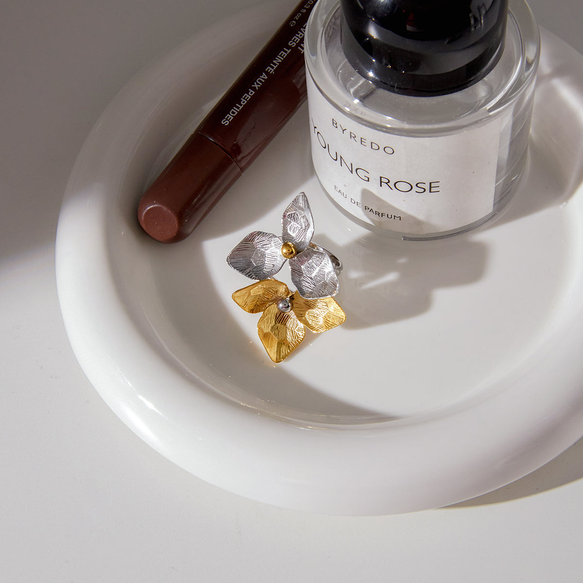 The Gilded Wave Ring