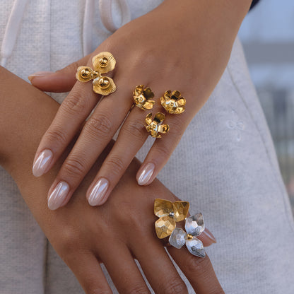 The Gilded Wave Ring