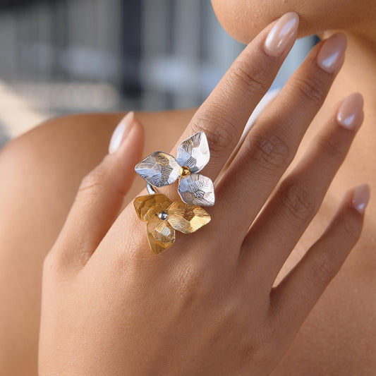 The Gilded Wave Ring