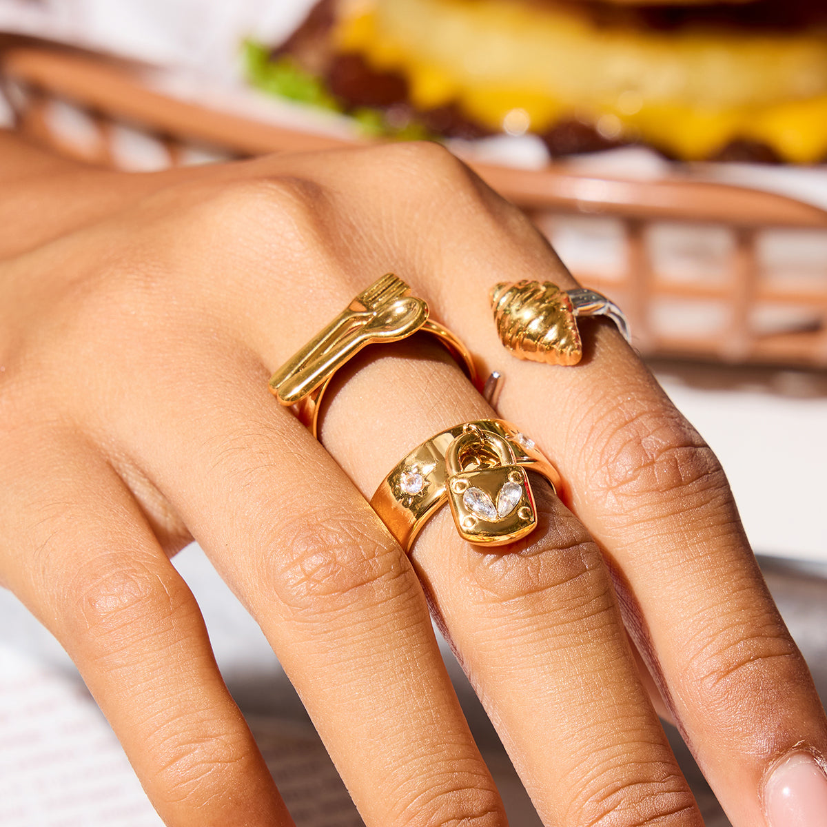 Adjustable Croissant Ring