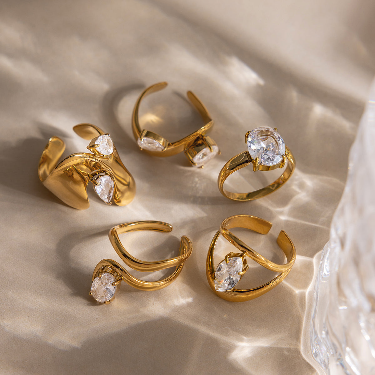 The Gilded Fluidity Ring