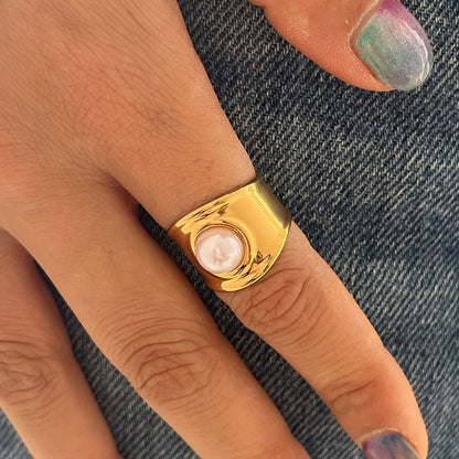 Empress Bold Pearl Dome Ring