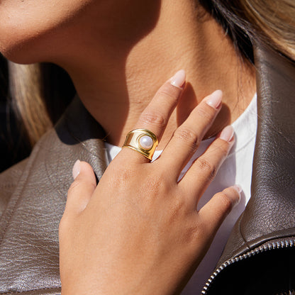 Empress Bold Pearl Dome Ring