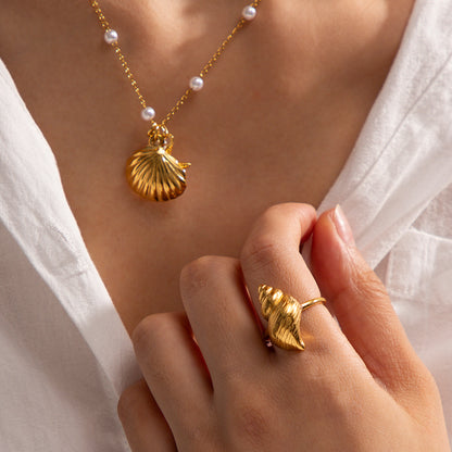 Shell & Starfish Pendant Necklace
