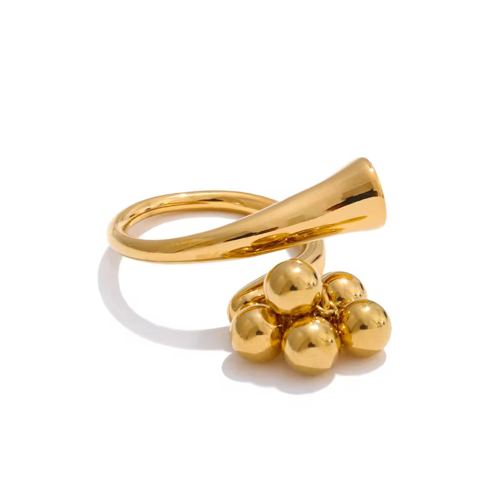The Golden Vineyard Sculptural Ring