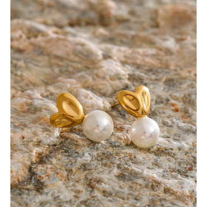 The Sweetheart Pearl Drop Studs