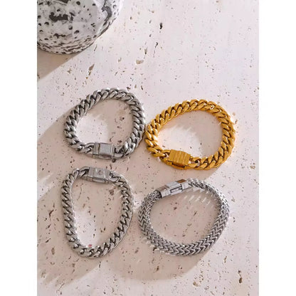 The Titan Curb Chain Bracelet