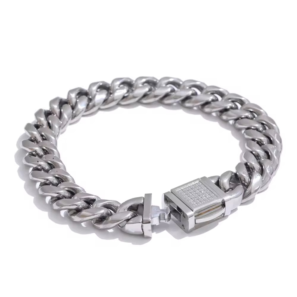 The Titan Curb Chain Bracelet
